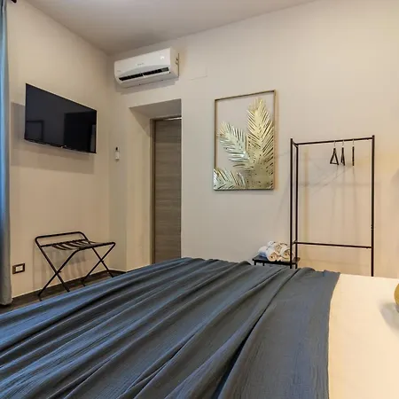 Golden View Holidays * La Spezia