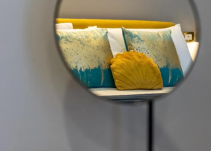 Golden View Holidays * La Spezia